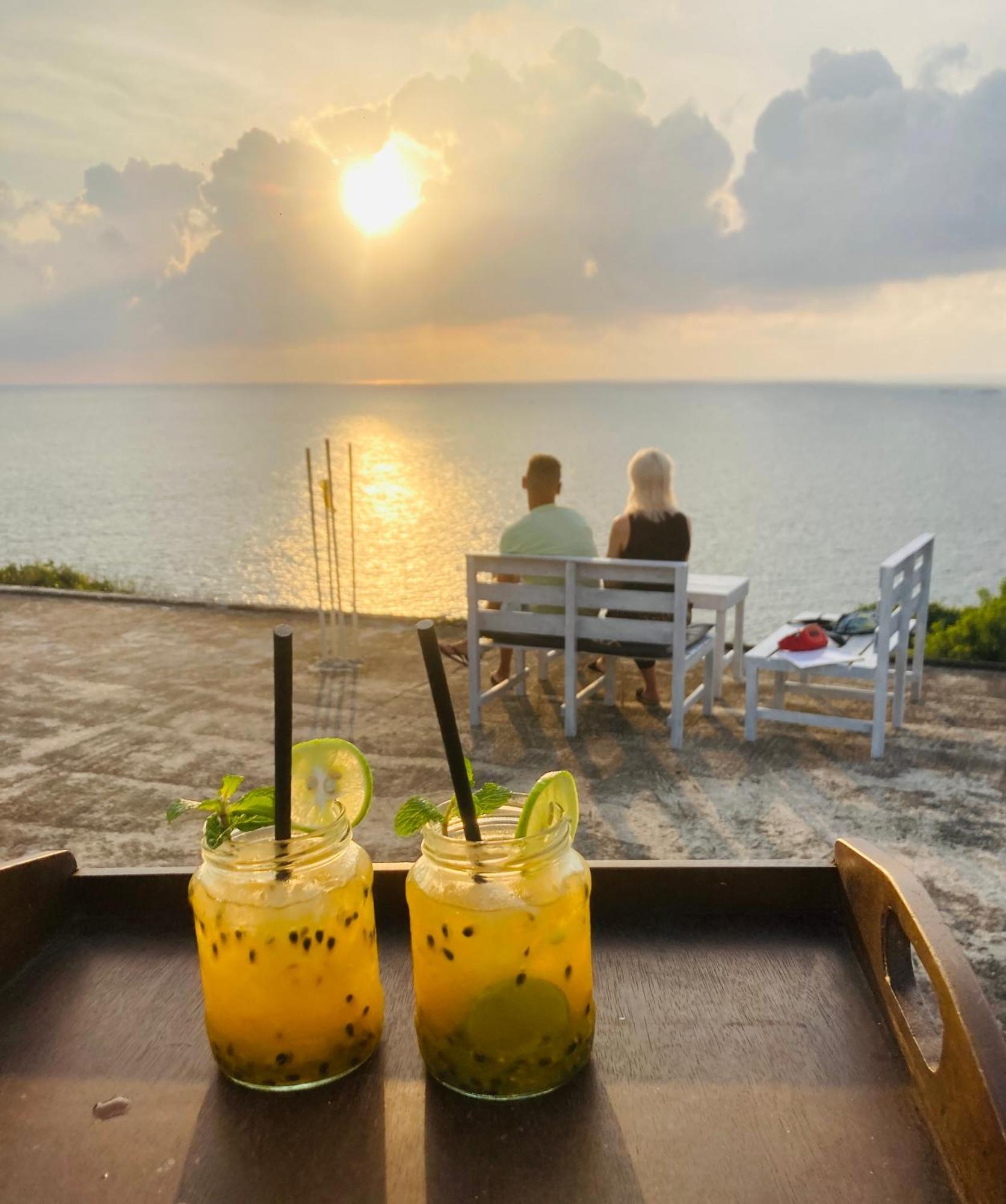 Jungle Beach Restaurant And Hotel-Jbr Galle Exterior photo